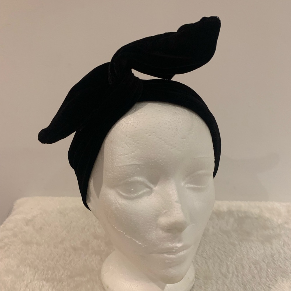American Apparel Velvet Twist Headband